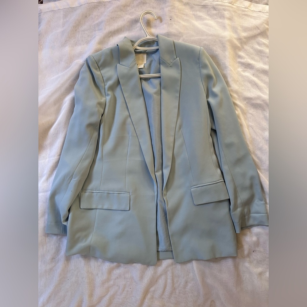 H&M Light Blue Blazer – Size 8